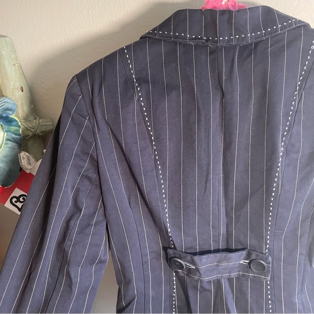 SOLD Nanette Lepore Pinstripe Blazer Professional with cute blue embroidery - Picture 9 of 15
